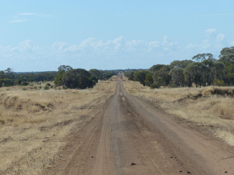 Emmet-Blackall road