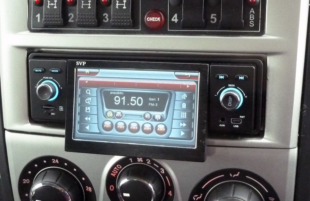 Double Din Car Fascia Radio Panel for IVECO Daily 2006-2014 Audio e Dash Fi T6C8